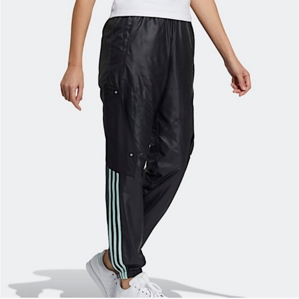 Adidas Origionals RYV Pants Black Frozen Green Small NWT Sporty Athleisure